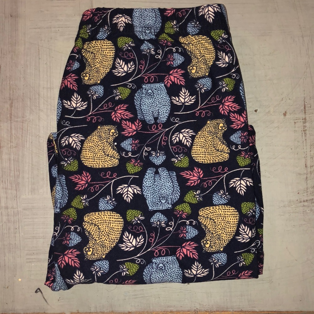 Strawberry & Bear leggings